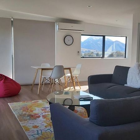 Ridge View Appartement Wanaka Buitenkant foto